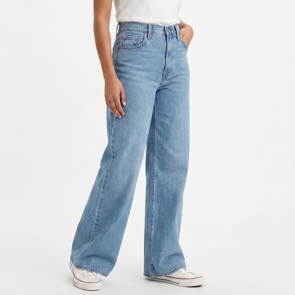 Levis Premium Ribcage Wide Leg Jeans Light Wash Blue W24 L32